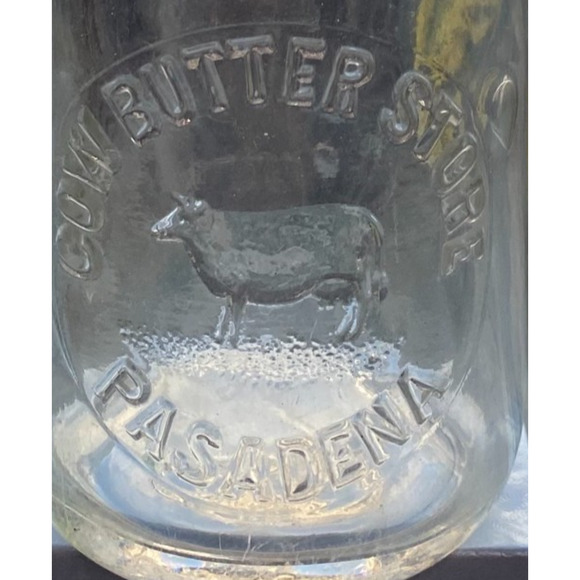 Vtg Rare Embossed Cow Butter Store Pasadena Pint Dairy Milk Bottle California - Picture 1 of 6